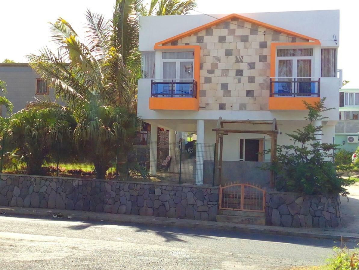 Chez Clenya Guesthouse La Ferme Exterior foto